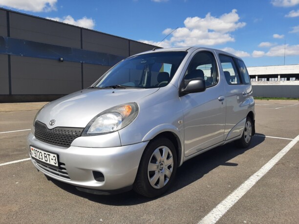 Toyota Yaris Verso, 2002 г.