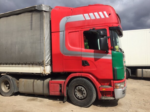 Scania R-series R124-420, 2004 г.