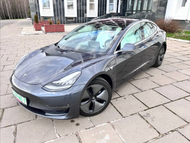 Tesla Model 3, 2018 г.