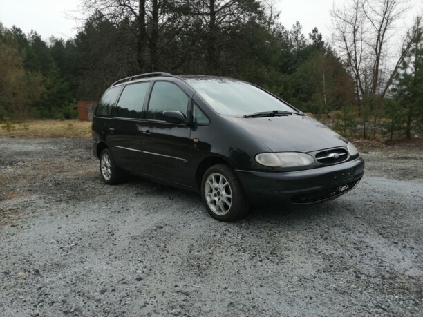 Ford Galaxy I, 7 мест, 1999 г.