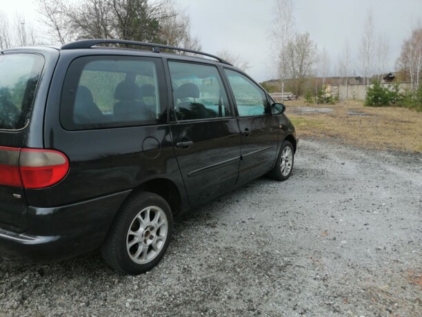 Ford Galaxy I, 7 мест, 1999 г.