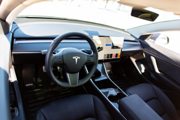 Tesla Model 3, 2020 г.