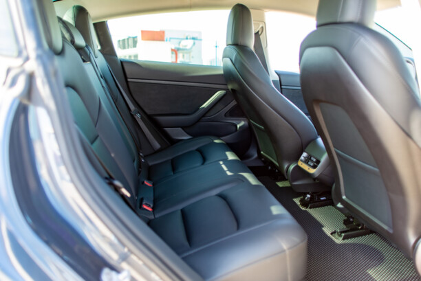 Tesla Model 3, 2020 г.