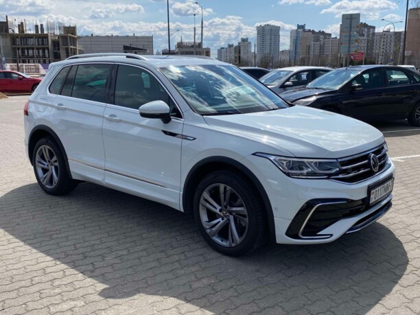 Volkswagen Tiguan II· Рестайлинг, 2021 г.