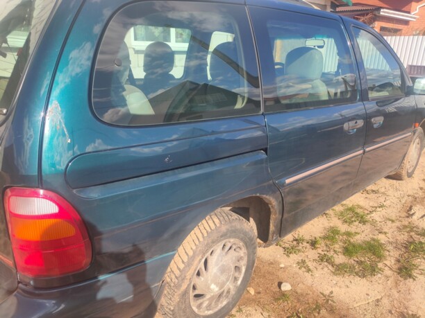 Ford Windstar I, 7 мест, 1998 г.