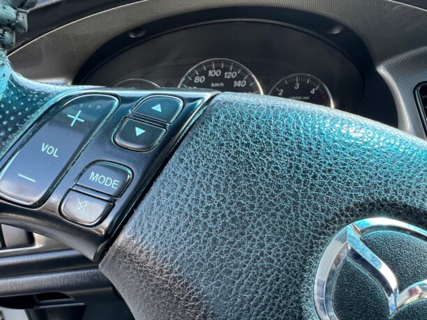 Mazda MPV II · Рестайлинг, 7 мест, 2004 г.