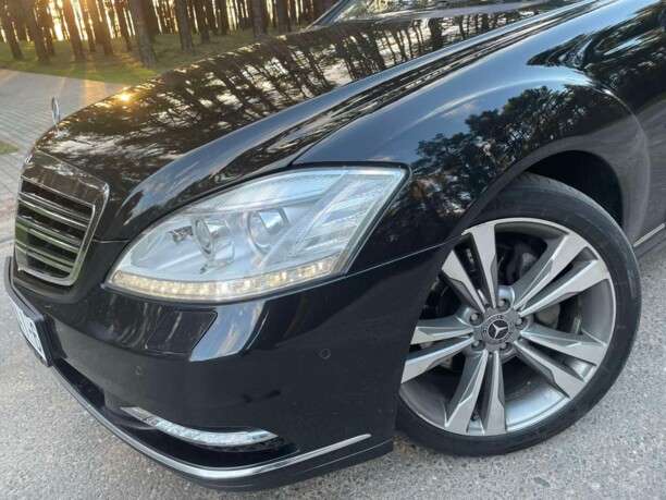 Mercedes-Benz S-Класс W221· Рестайлинг, 2010 г.