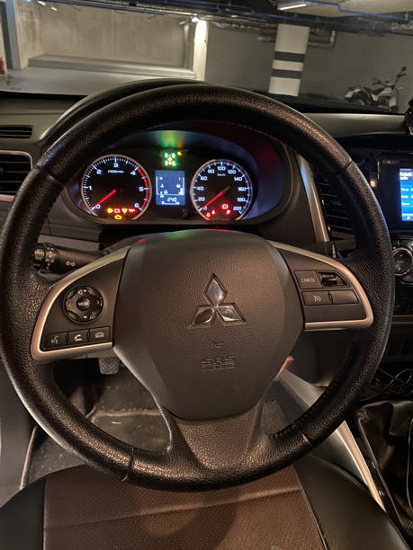 Mitsubishi L200 V, 2015 г.