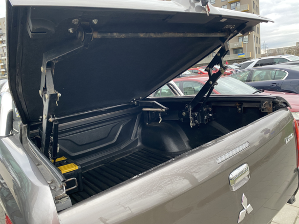Mitsubishi L200 V, 2015 г.