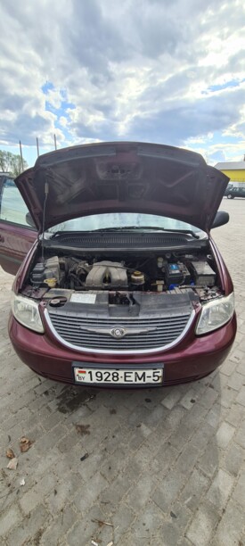 Chrysler Voyager IV, 7 мест, 2001 г.