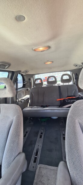 Chrysler Voyager IV, 7 мест, 2001 г.