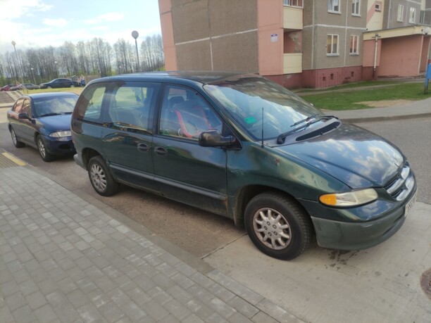 Dodge Caravan III, 7 мест, 1998 г.