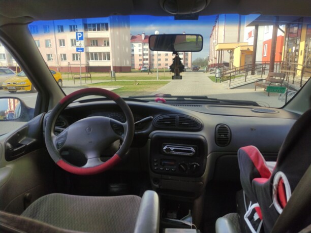 Dodge Caravan III, 7 мест, 1998 г.