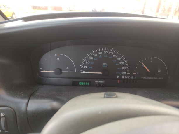 Dodge Caravan III, 7 мест, 1998 г.