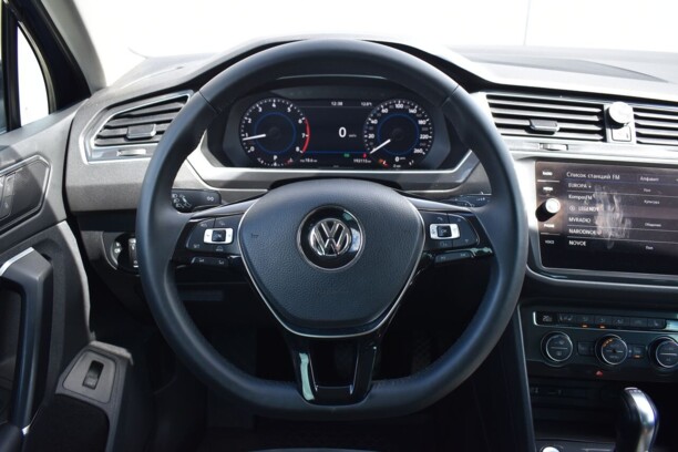 Volkswagen Tiguan II, 2017 г.
