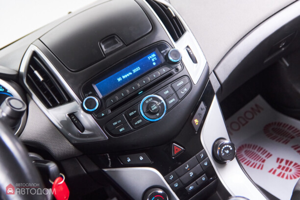 Chevrolet Cruze J300 · Рестайлинг, 2013 г.