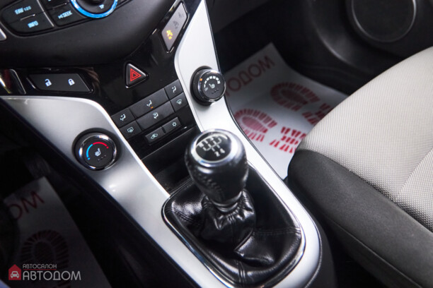 Chevrolet Cruze J300 · Рестайлинг, 2013 г.