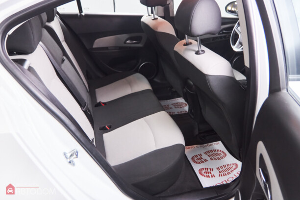 Chevrolet Cruze J300 · Рестайлинг, 2013 г.