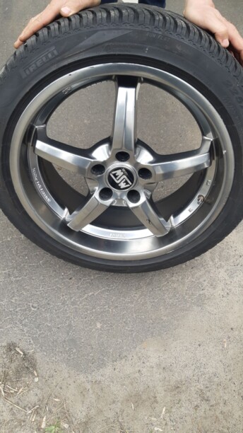 Pirelli 8x18 5x112 4 шт.