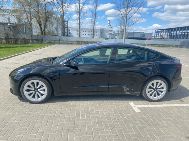 Tesla Model 3, 2021 г.
