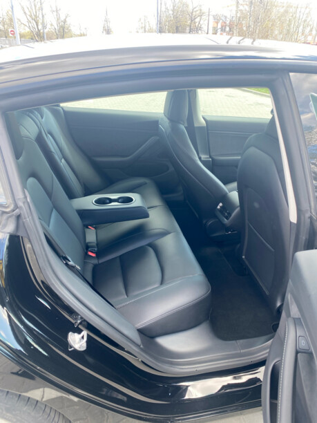 Tesla Model 3, 2021 г.
