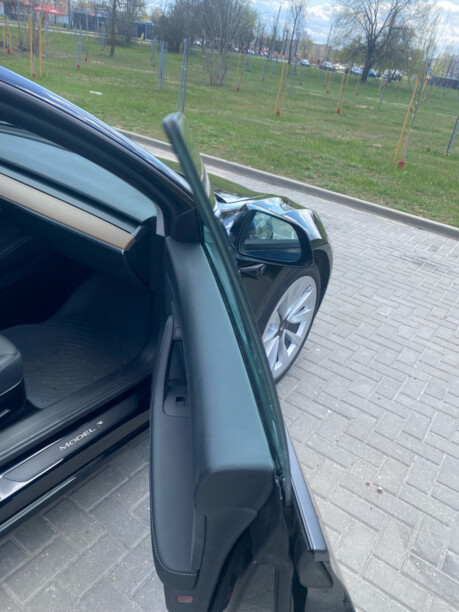 Tesla Model 3, 2021 г.