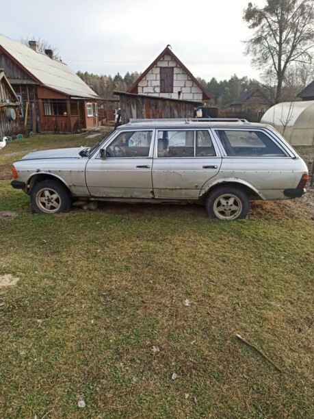 Mercedes-Benz E-Класс W123, 1983 г.
