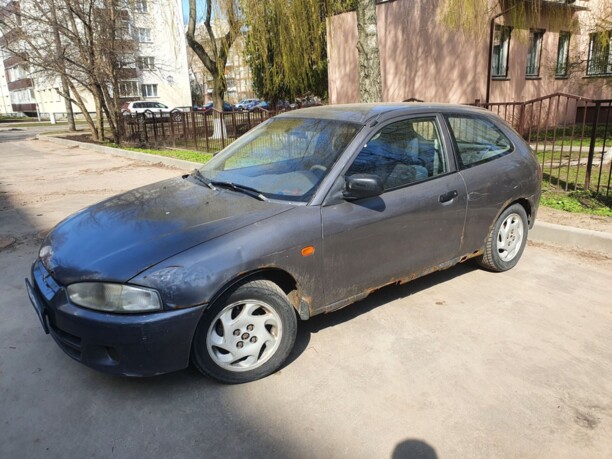 Mitsubishi Colt V, 1998 г.