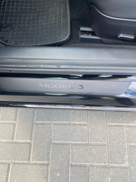 Tesla Model 3, 2021 г.