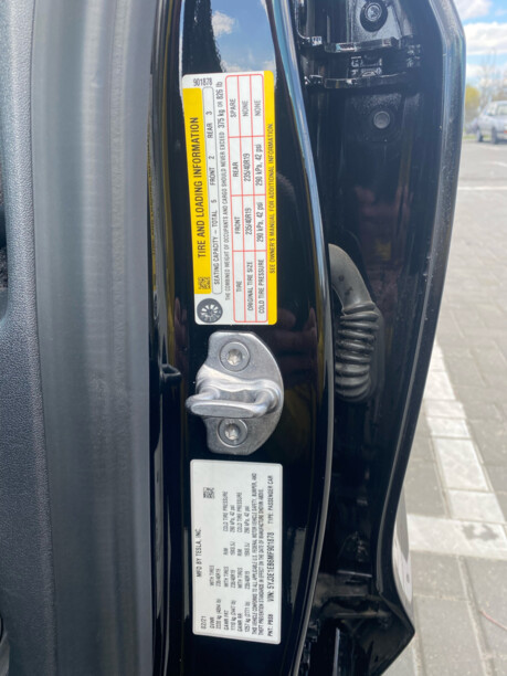 Tesla Model 3, 2021 г.