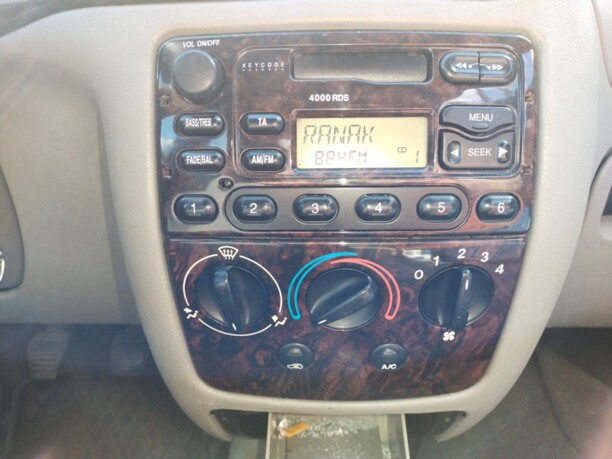 Ford Fiesta IV · Рестайлинг, 2000 г.