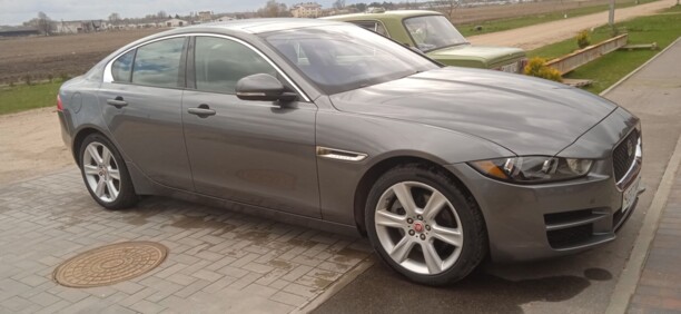 Jaguar XE I, 2016 г.