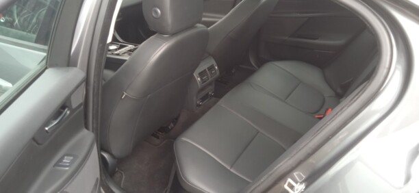 Jaguar XE I, 2016 г.