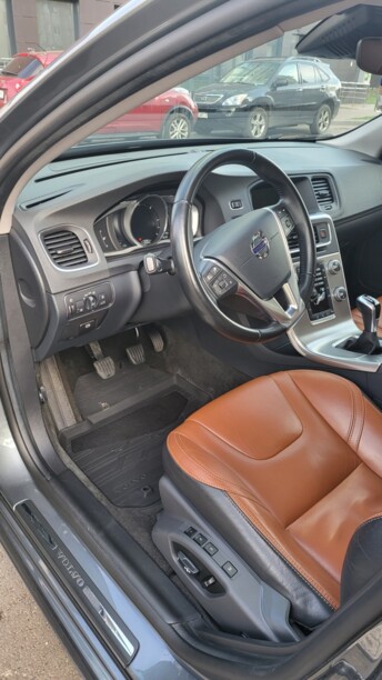 Volvo V60 I · Рестайлинг, 2016 г.