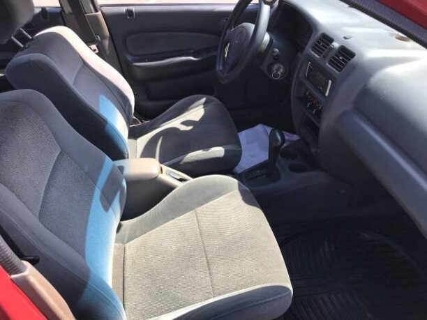 Mazda 323F, 1998 г.