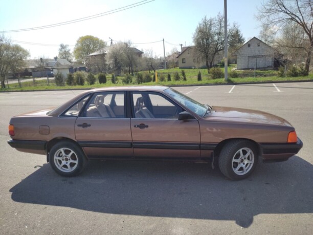 Audi 100 С3, 1984 г.