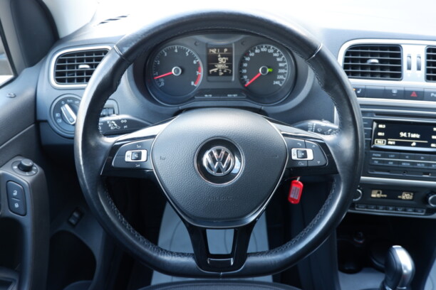 Volkswagen Polo Sedan I · Рестайлинг, 2017 г.