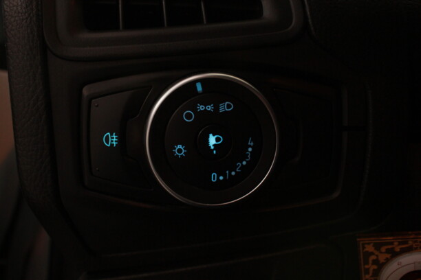 Ford Focus III · Рестайлинг, 2018 г.