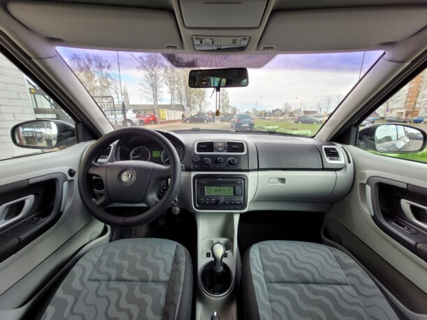 Skoda Fabia 5J, 2009 г.