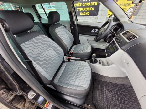 Skoda Fabia 5J, 2009 г.