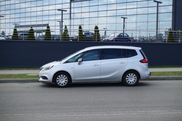Opel Zafira C · Рестайлинг, 2016 г.