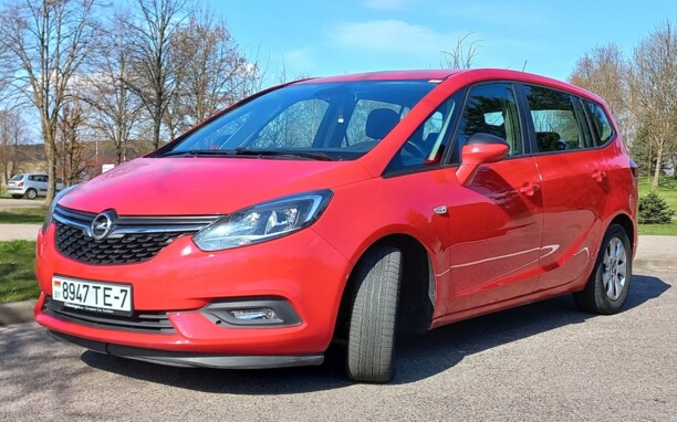 Opel Zafira C · Рестайлинг, 2017 г.