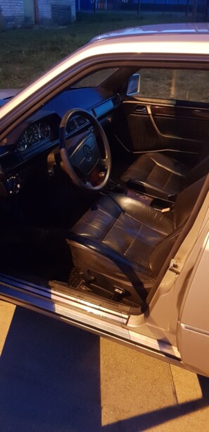 Mercedes-Benz E-Класс W124, S124, C124, A124, 1987 г.