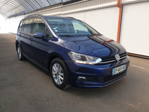 Volkswagen Touran III, 7 мест, 2017 г.
