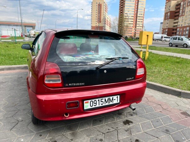 Mitsubishi Colt V, 1996 г.