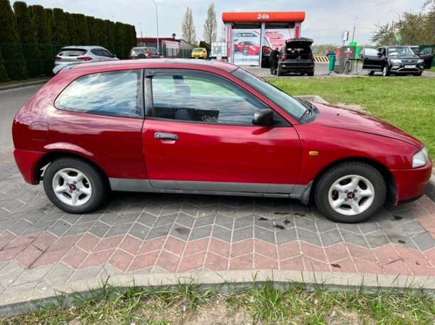 Mitsubishi Colt V, 1996 г.