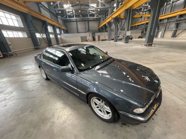 BMW 7 серия E38, 1999 г.
