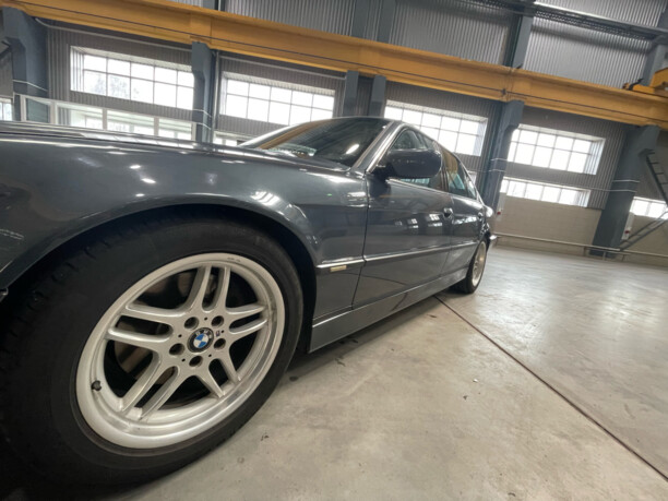 BMW 7 серия E38, 1999 г.
