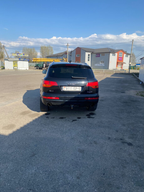 Audi Q7 4L, 7 мест, 2007 г.