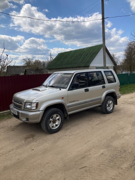 Isuzu Trooper II · Рестайлинг, 2000 г.